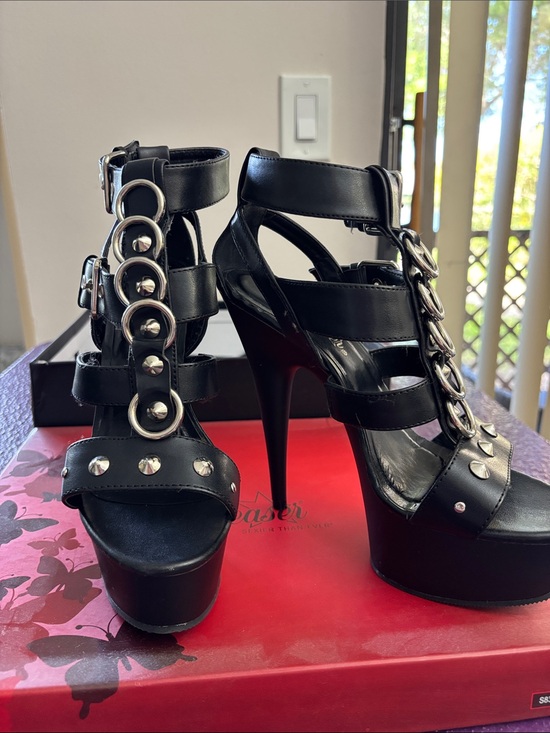 Pleaser Shoes - Pleaser Black Studded Chain Platform Heels